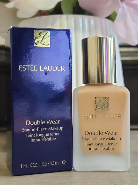 Estee Lauder Double Wear Stay-in-Place Foundation (#2 Shades)